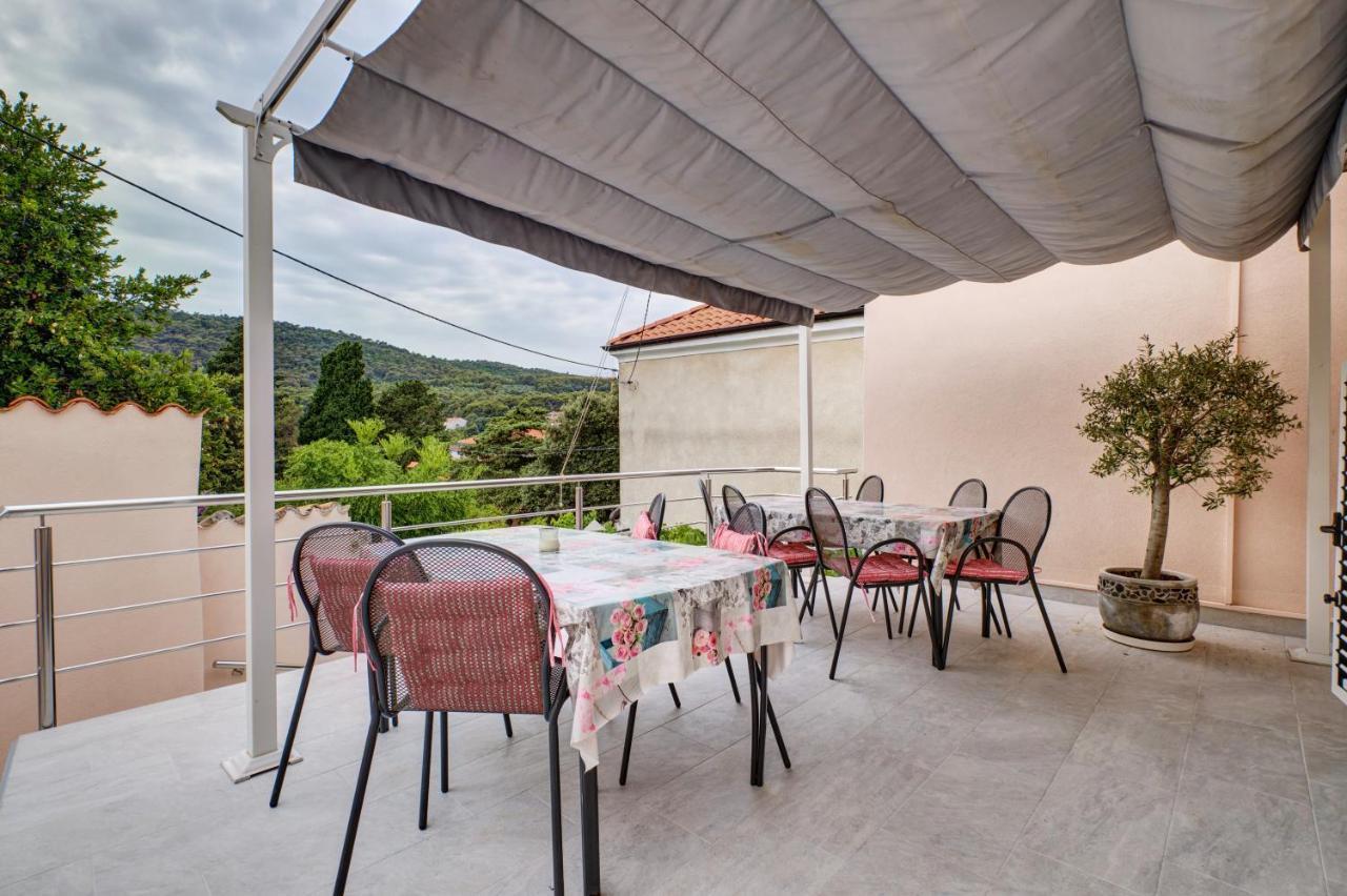 Apartments Ljubica Veli Lošinj Kültér fotó