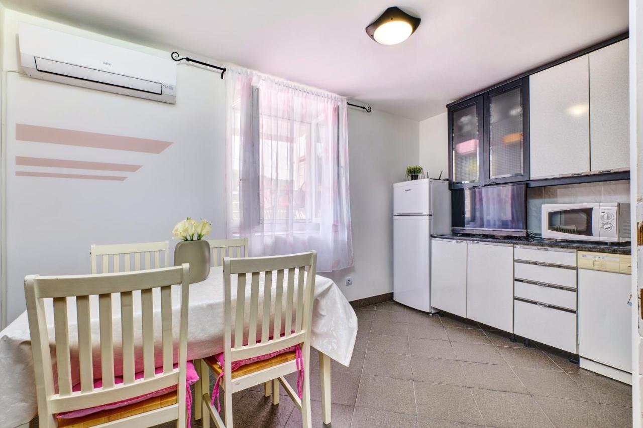 Apartments Ljubica Veli Lošinj Kültér fotó