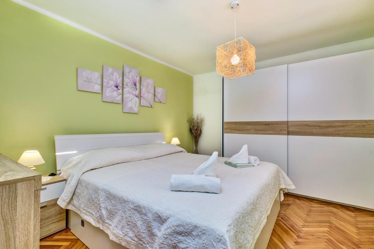 Apartments Ljubica Veli Lošinj Kültér fotó