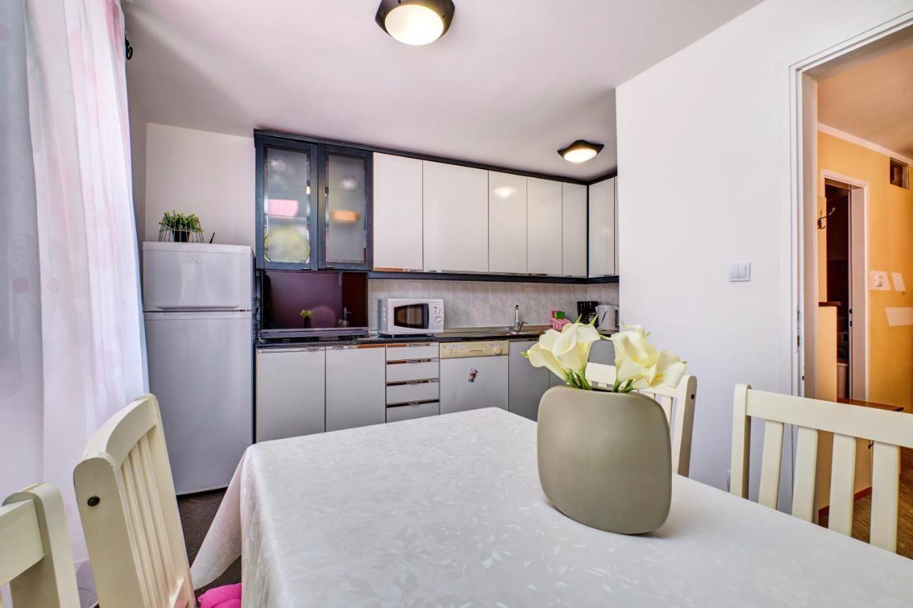 Apartments Ljubica Veli Lošinj Kültér fotó
