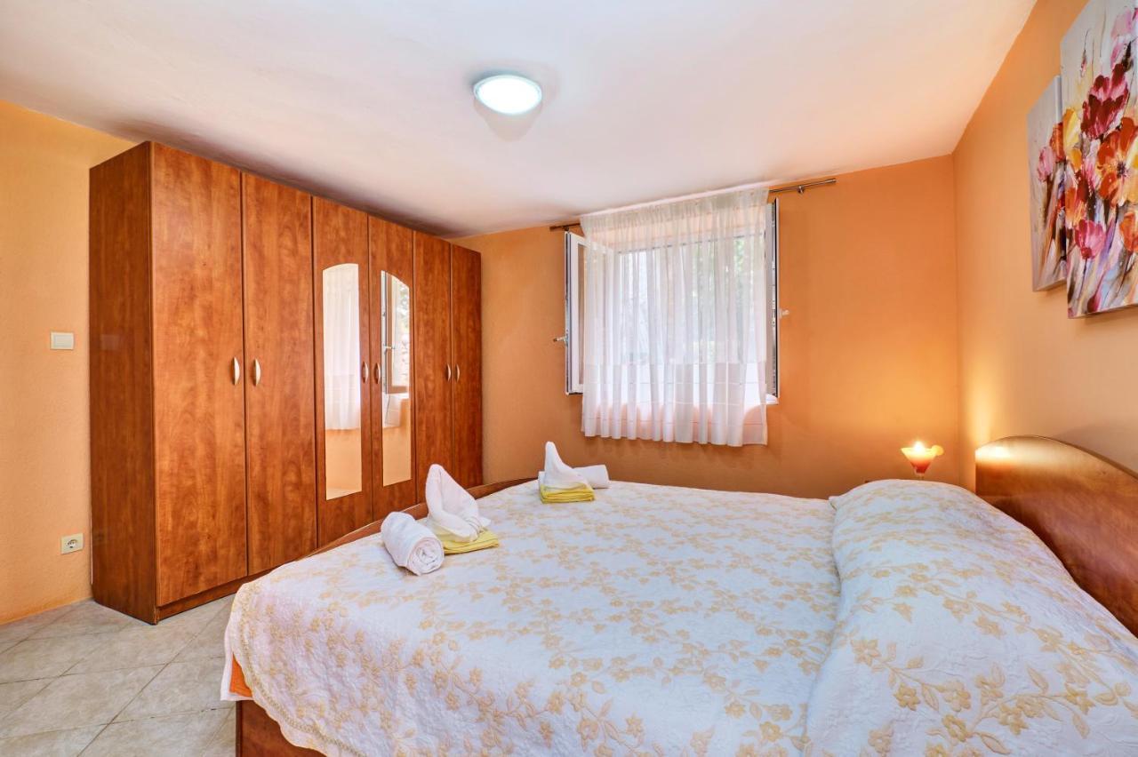 Apartments Ljubica Veli Lošinj Kültér fotó