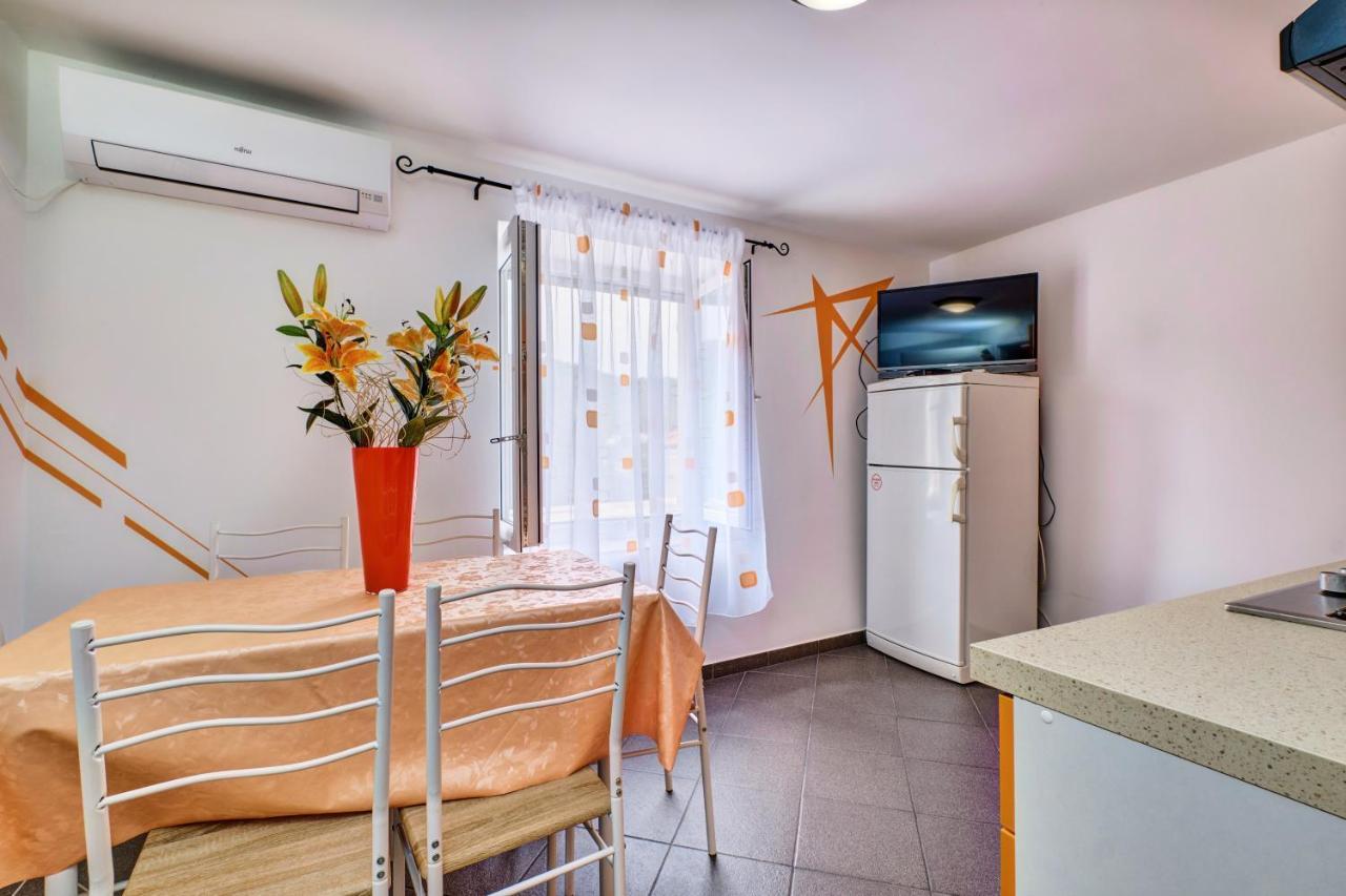 Apartments Ljubica Veli Lošinj Kültér fotó
