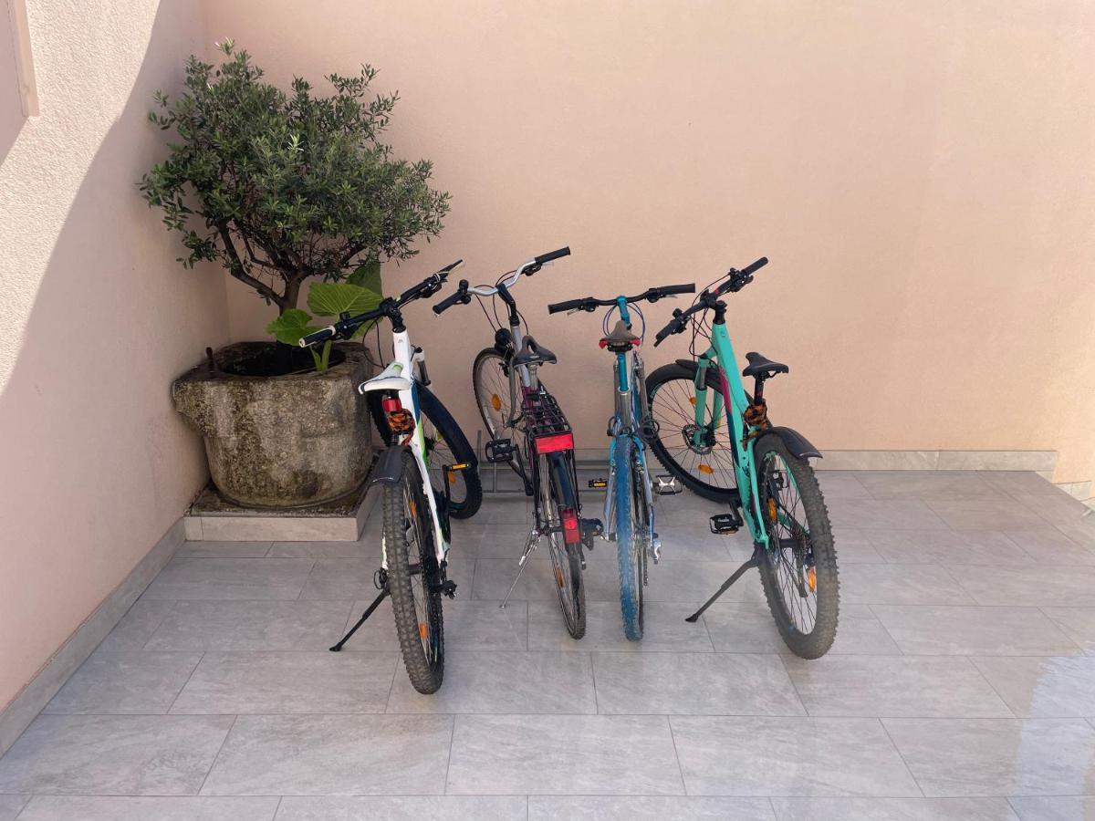 Apartments Ljubica Veli Lošinj Kültér fotó